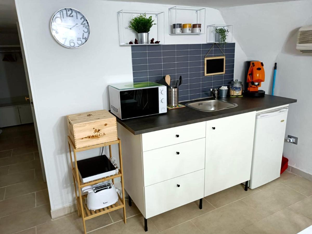 L&L House Apartment คาตาเนีย ภายนอก รูปภาพ